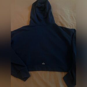 Navy cropped Alo sweatshirt